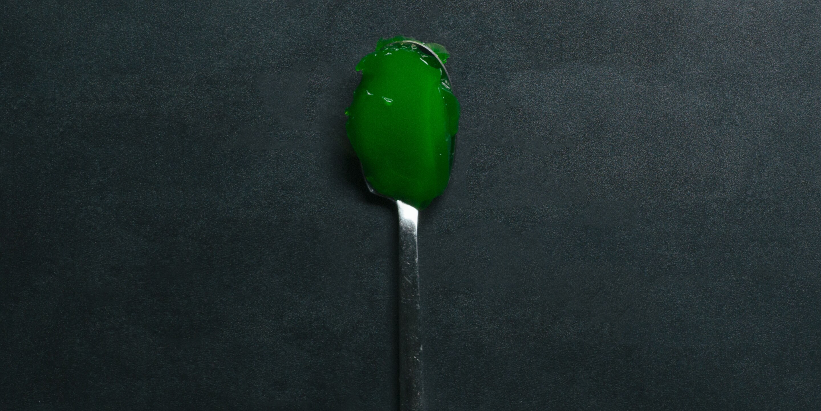 Lusikallinen vihreää gelatiinia