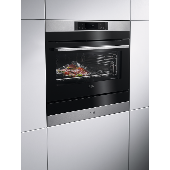 AEG - Integroitava mikroaaltouuni - CQKH8B0M0