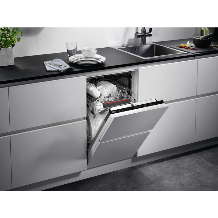 AEG - Integroitava astianpesukone 45-60 cm - FSE32407Z