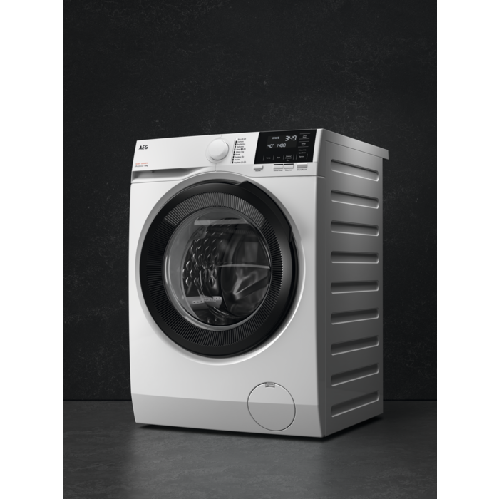 AEG - Edestä täytettävä pesukone - LR624L14P