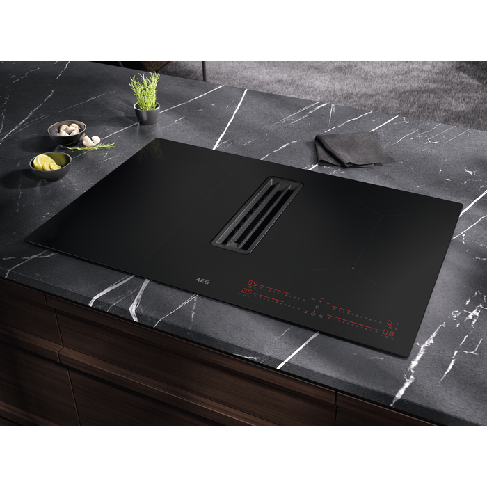 AEG - Induktiotaso liesituulettimella - CCK84543CB