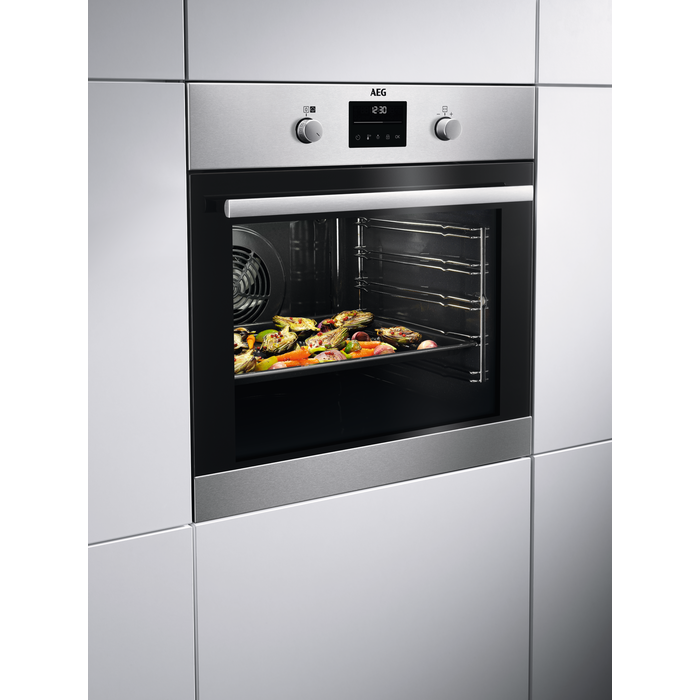 AEG - Pyrolyysiuuni - BCP6000M