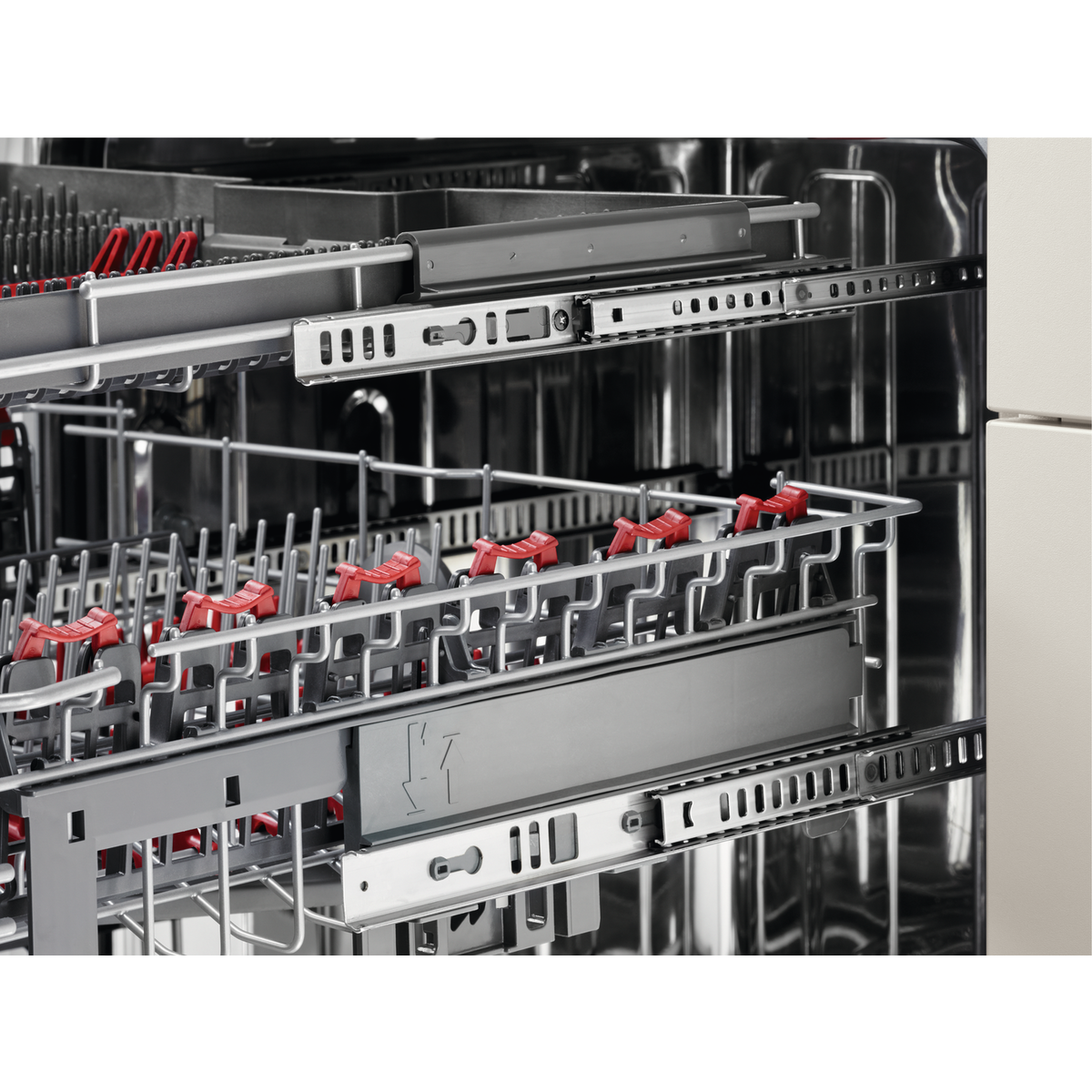 AEG - Astianpesukone 45-60 cm - FBB83707PW