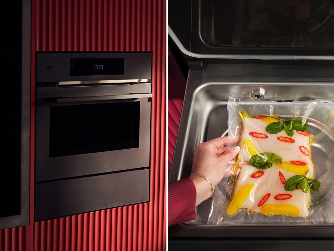 Kuva on jaettu kahteen osaan, näyttäen sekä integroidun kompaktiuunin että AEG:n sous vide-laatikon, jossa valmistetaan ruokaa.